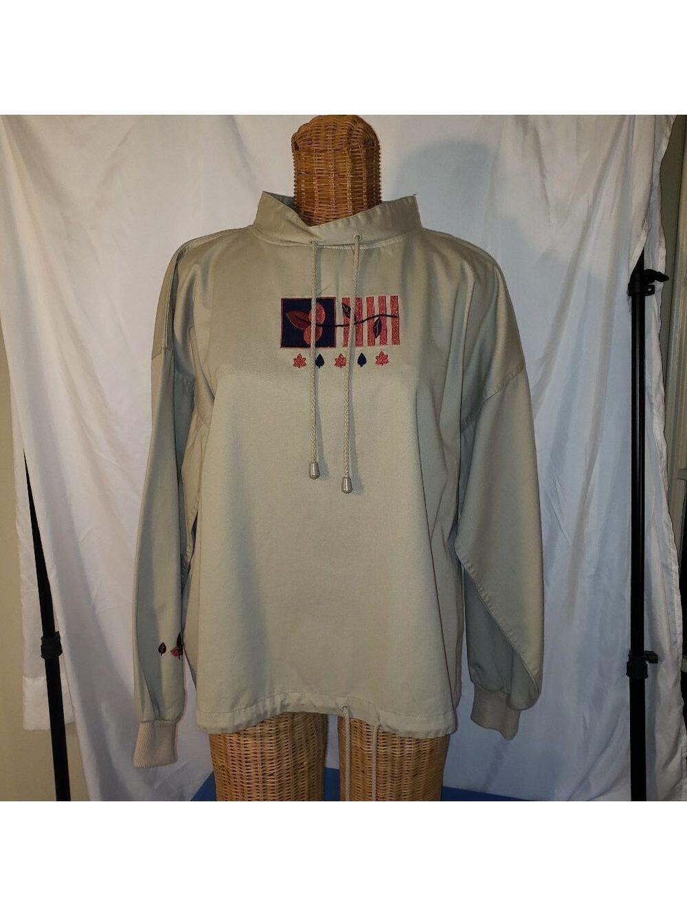 Ladies CHRISTOPHER & BANKS Pullover Leaf Sweatshirt w/Drawstring in Tan - S
